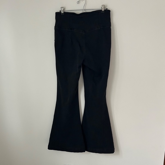 Free People We The Free Venice Beach Flare Jean Women's 29 Pull On Black - Picture 4 of 5